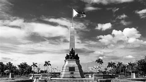 Luneta Park: Isang Pook ng Kasaysayan, .